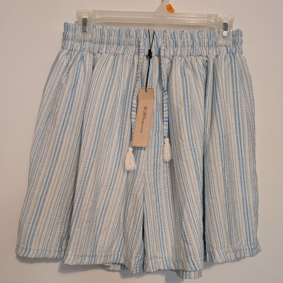 BCBGeneration Shorts Women's Small Blue White Striped Drawstring Lined Nwt - Picture 1 of 14